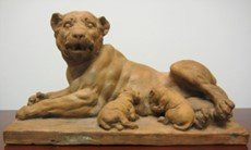 Artus Quellinus, Leeuwin die haar welpen zoogt, ca. 1640-1650 terracotta, l. 32 cm. New York, The Leiden Collection